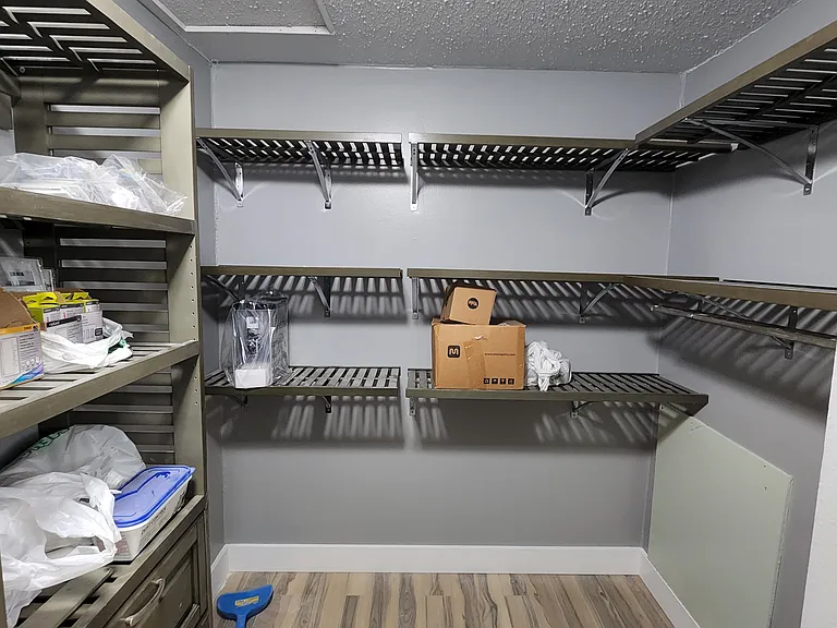 2928 W Winterberry Ct #4 — Photo 5
