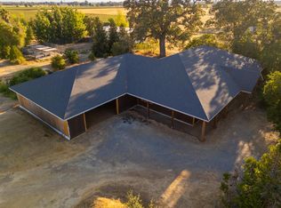5786 E Collier Rd, Acampo, CA 95220