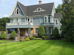 2709 Genesee St, Utica, NY 13501