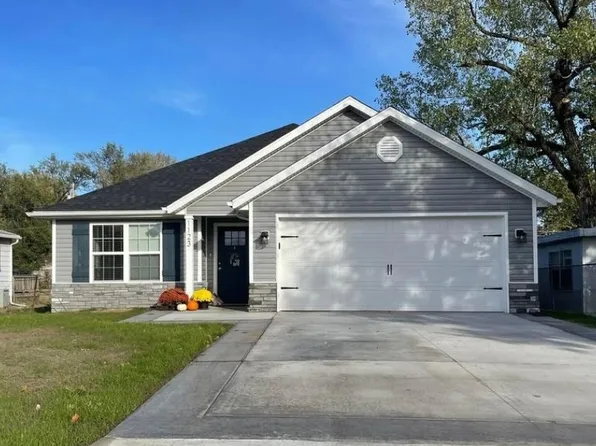 1123 S Porter Ave, Joplin, MO 64801