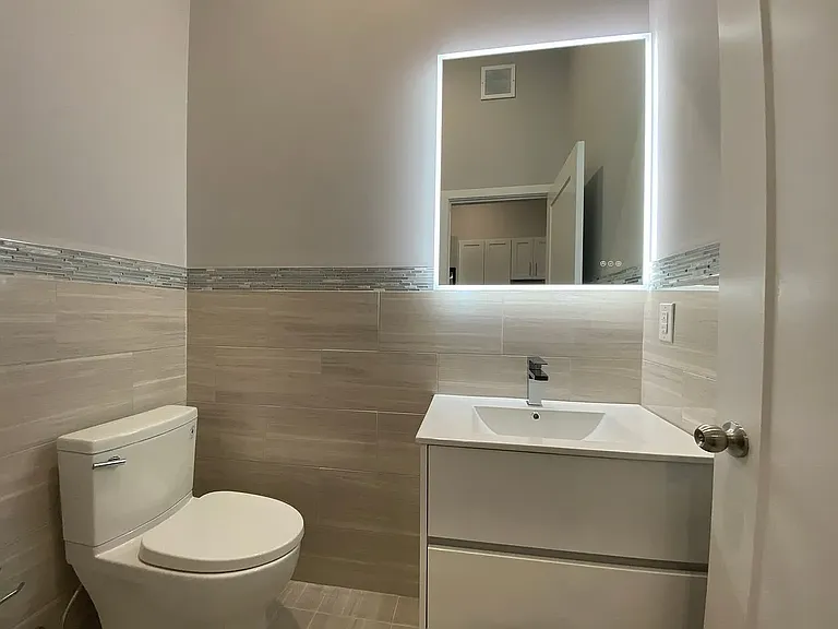 1027 S 4th St #30 — Photo 7