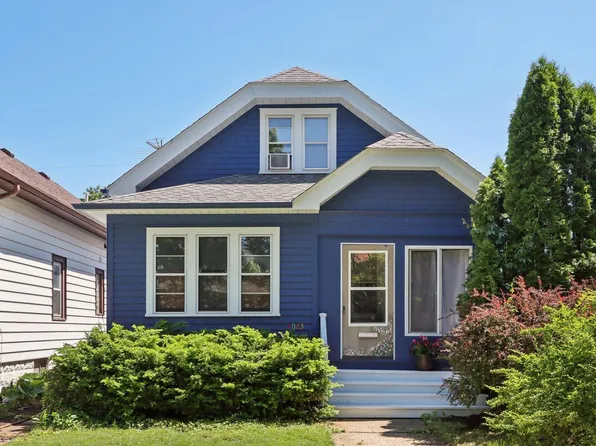 2025 East Fernwood AVENUE, Milwaukee, WI 53207
