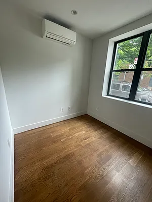 Rented by NorthStar REG LLC | media 7