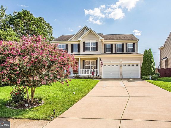 5th image of 43 Crescent Valley Dr