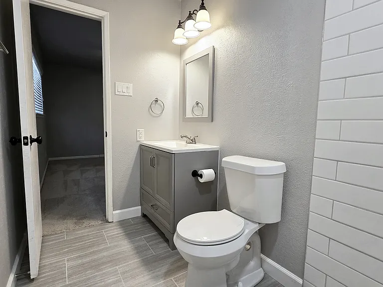 2813 Ripplewood Dr — Photo 18