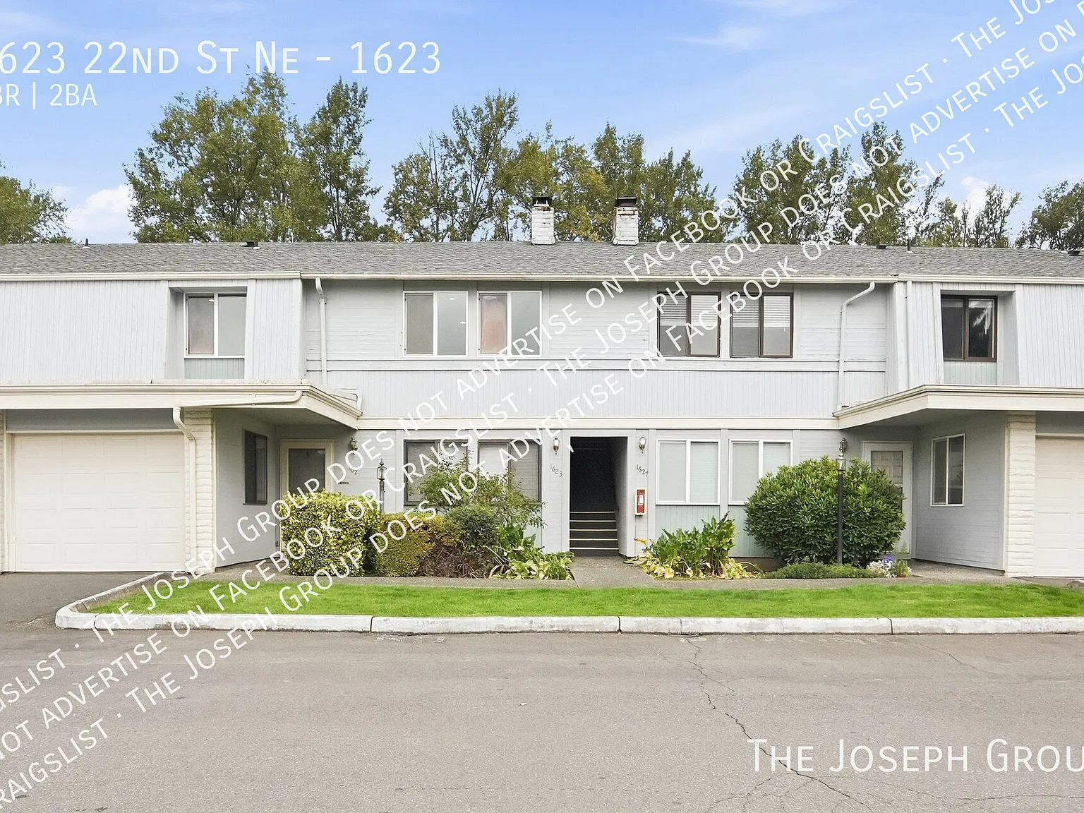 Spacious 3-Bedroom Home with Stunning Views — Photo 1