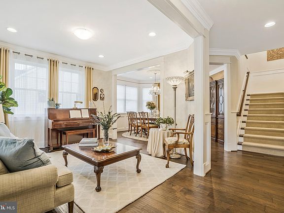 4th image of 6603 Rockmont Ct