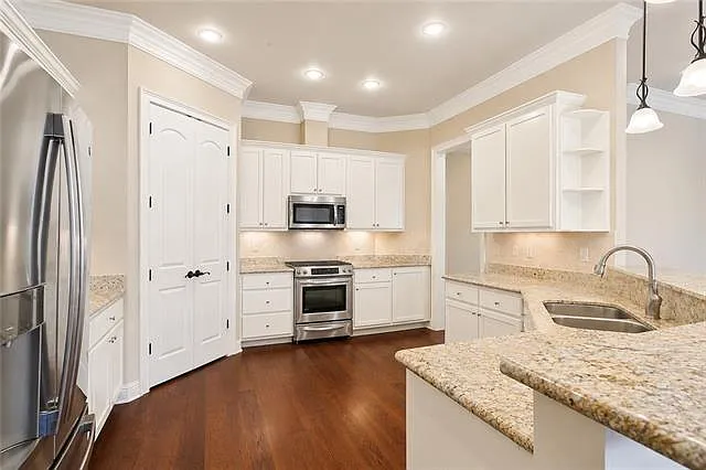 941 Grand Turk Ct — Photo 7