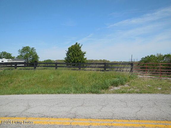 2nd image of 1655 Stewart Ridge Rd
