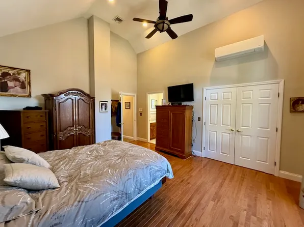 1817 Madison Place image 17 of 29