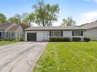 25 W 82nd St, Kansas City, MO 64114