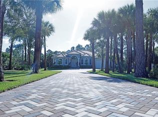 690 Wilson Blvd S, Naples, FL 34117