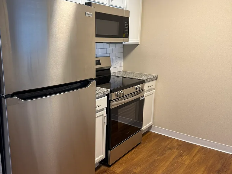 Granite Creek Apartments — Photo 64