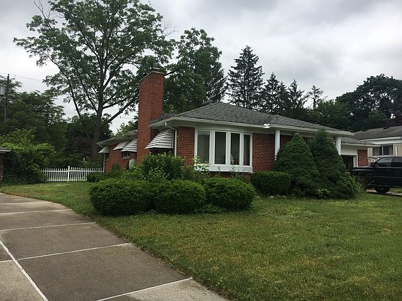 2nd image of 820 S Evergreen St