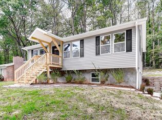 32 Liberty Cir, Candler, NC 28715