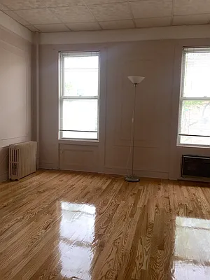 Rented by Capri Jet Realty Corp | media 12