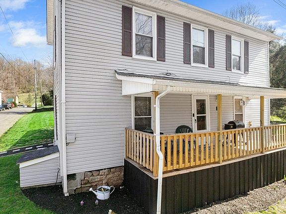 5th image of 208 Holston St