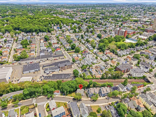 185 Washington St, Malden, MA 02148