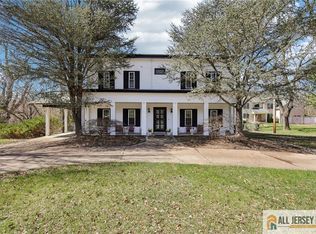 842 Perrineville Rd, Millstone Township, NJ 08535