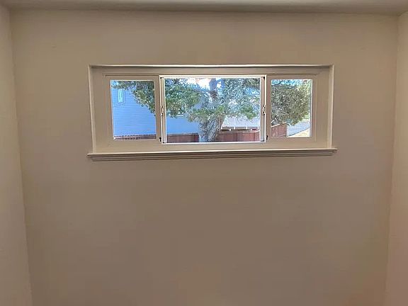 4th image of 356 Seaforth Ct