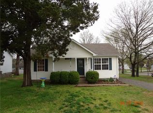 202 Natchez Ct N, La Vergne, TN 37086