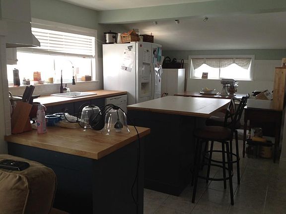 2nd image of 205 Bellingham Ave #205