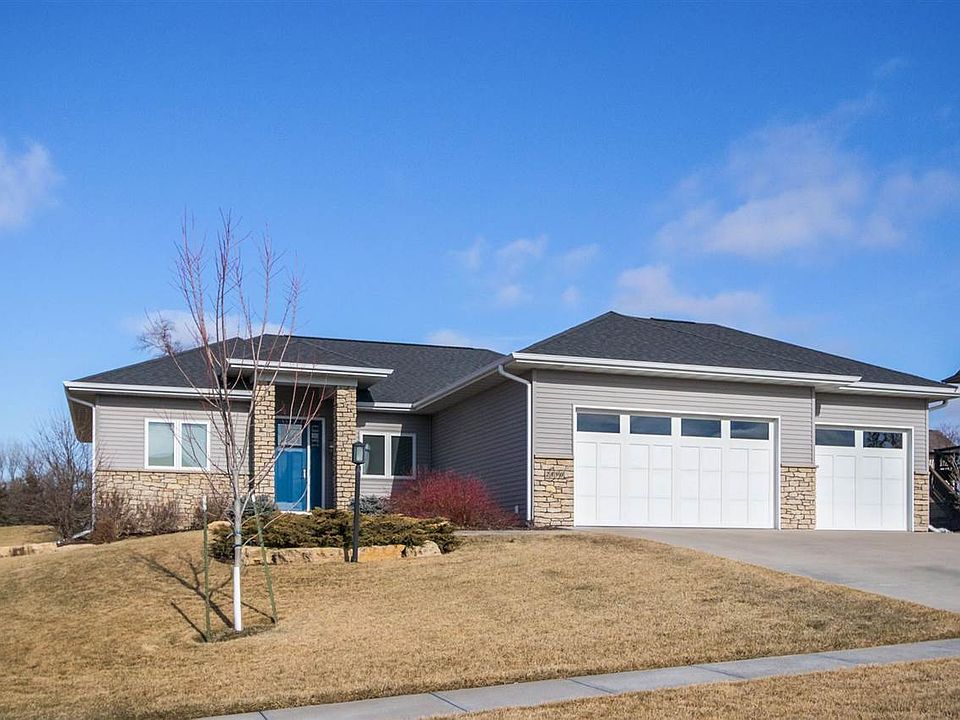 1st image of 2890 Ash Ct