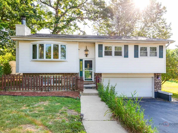 36661 N Oakwood Dr, Lake Villa, IL 60046