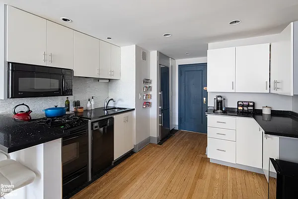 Sold by Brown Harris Stevens | media 3