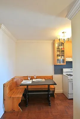 Sold by Real Direct | media 10