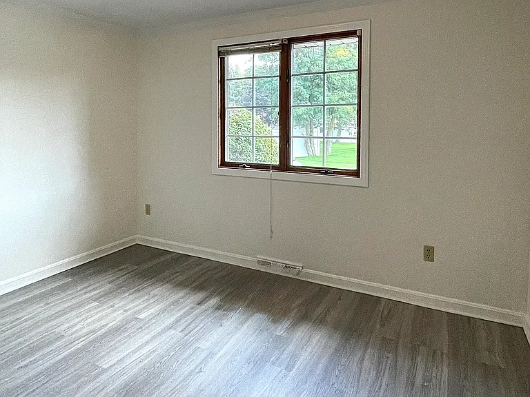 417 Brown St #43 — Photo 5