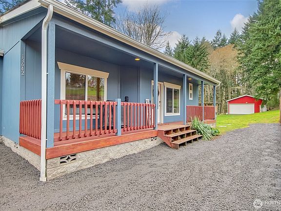 4th image of 13642 Fagerholm Lane SE