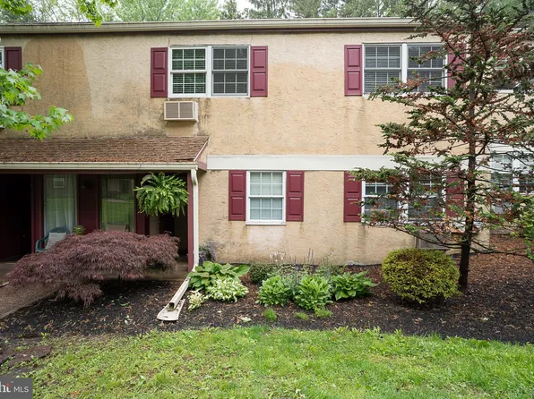 178 Elephant Rd APT B21, Dublin, PA 18917