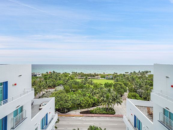 3rd image of 7600 Collins Ave APT 1009