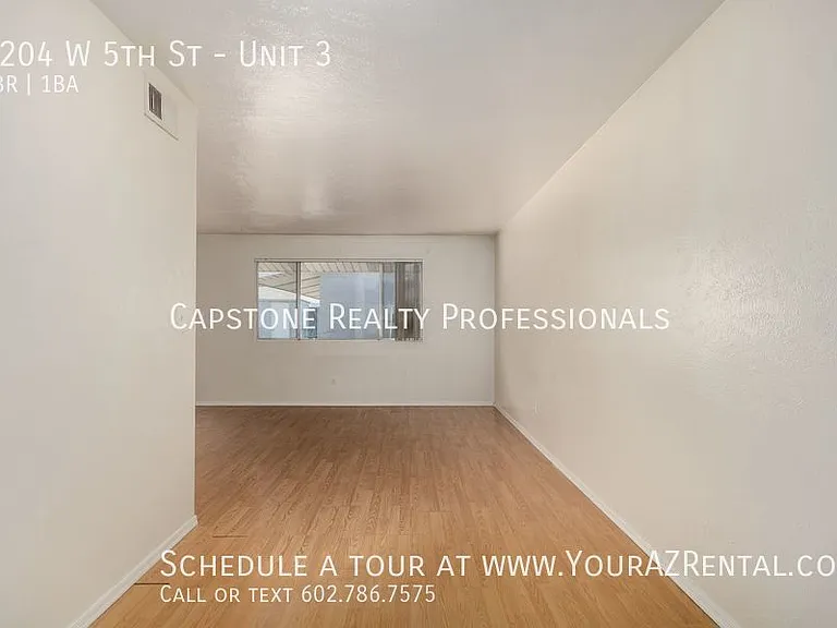 1204 W 5th St #3 — Photo 5