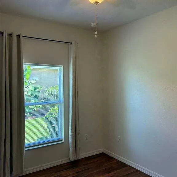 3520 Shorewood Dr — Photo 18
