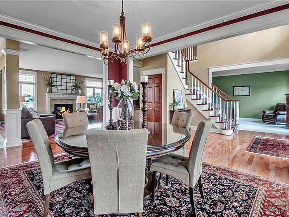 5th image of 5406 Center Pine Ln