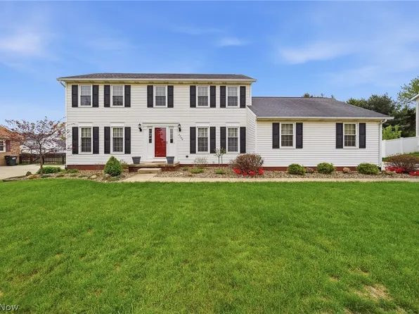 2200 Rohrer St NW, North Canton, OH 44720