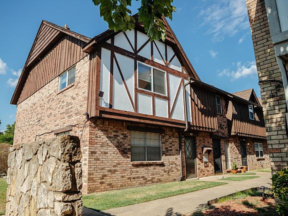 2nd image of 2515 S Florence Pl #3