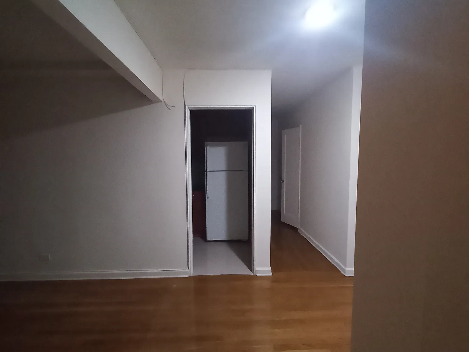 2 bed, 900 sqft, $2,500 — Photo 2