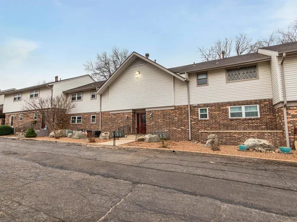 111 S Summit St APT B5, El Dorado, KS 67042