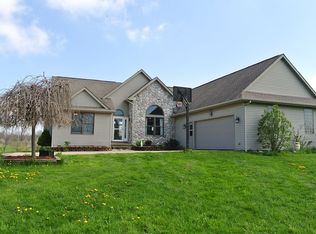 4114 Clyde Rd, Howell, MI 48855