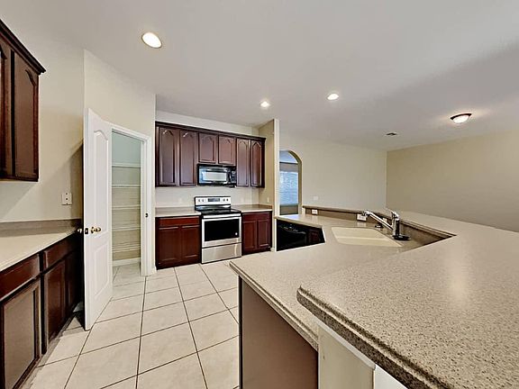 3rd image of 3402 Marshfield Preserve Way