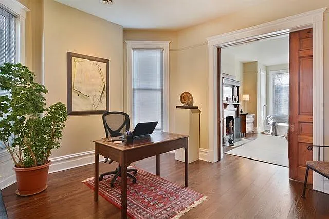 3323 N Kenmore Ave #3 — Photo 4
