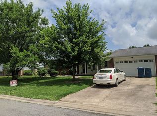429 Texas Blvd, Bethalto, IL
