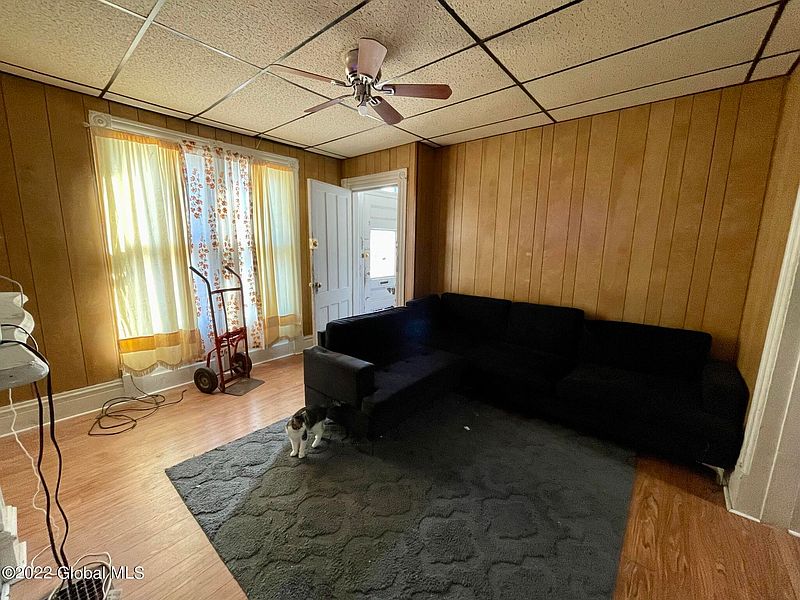 3rd image of 567-569 1st Street