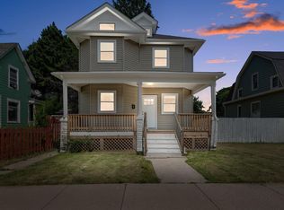 1327 Carlisle Ave, Racine, WI 53404