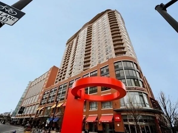 807 Davis St Unit 2011, Evanston, IL 60201