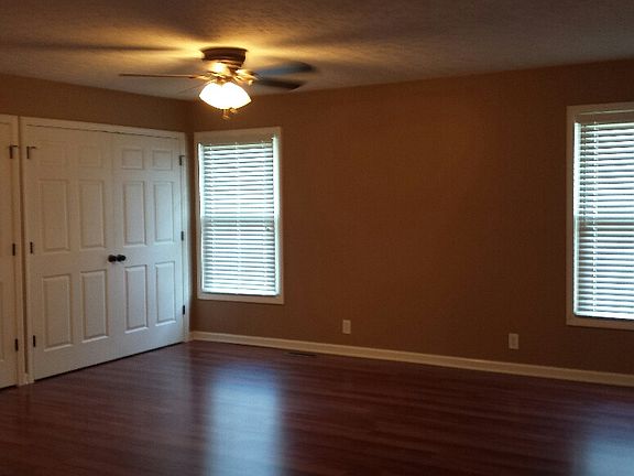 3rd image of 2229 Harvest Ln
