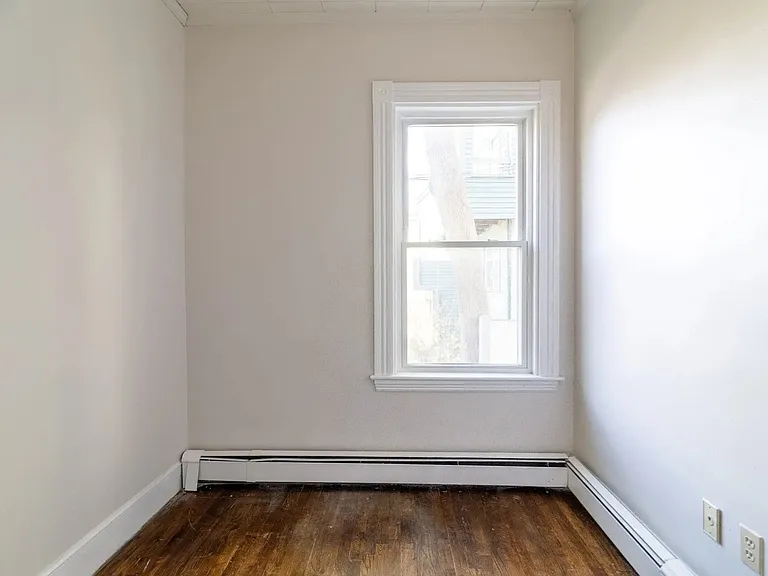 4-A Sherman St #1 — Photo 1